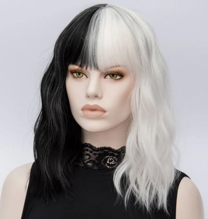 Short black and white half-fight synthetic wig with Qi bangs for anime cosplay
