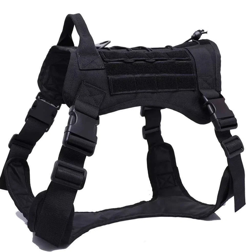 Military tactical dog harness vest in army green camouflage, adjustable for chests 66-86cm, with reinforced handle for service pets