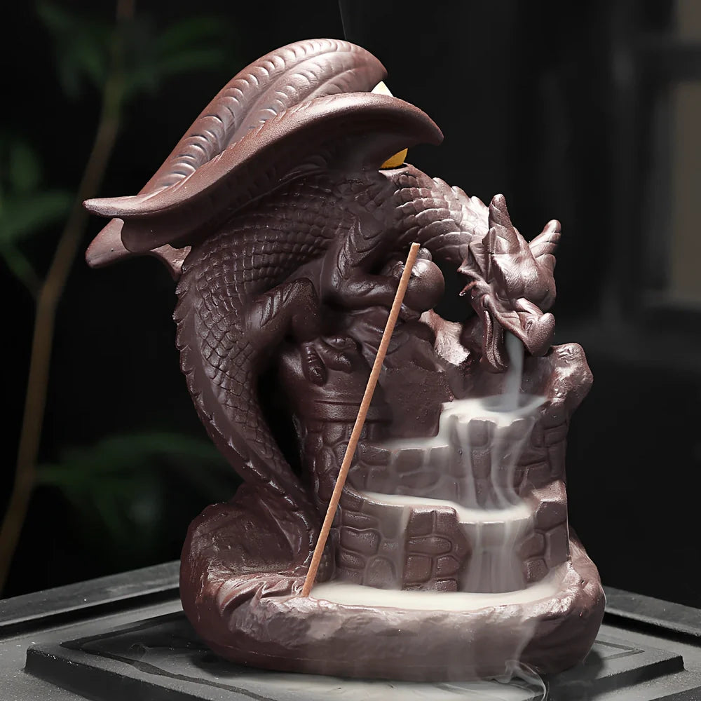 Zisha ceramic incense burner with flying dragon ornament, 11cm long and 15cm high, in New Chinese style for steady smoke