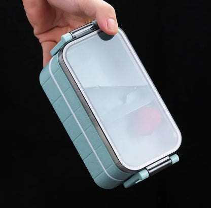 Square wheat straw lunch box with lock seal in blue, beige, or pink colours.