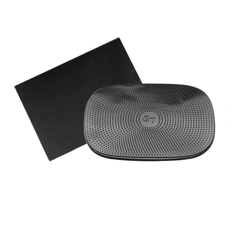High Temperature Mobile Phone Nano Skid Pad on dashboard securing phone
