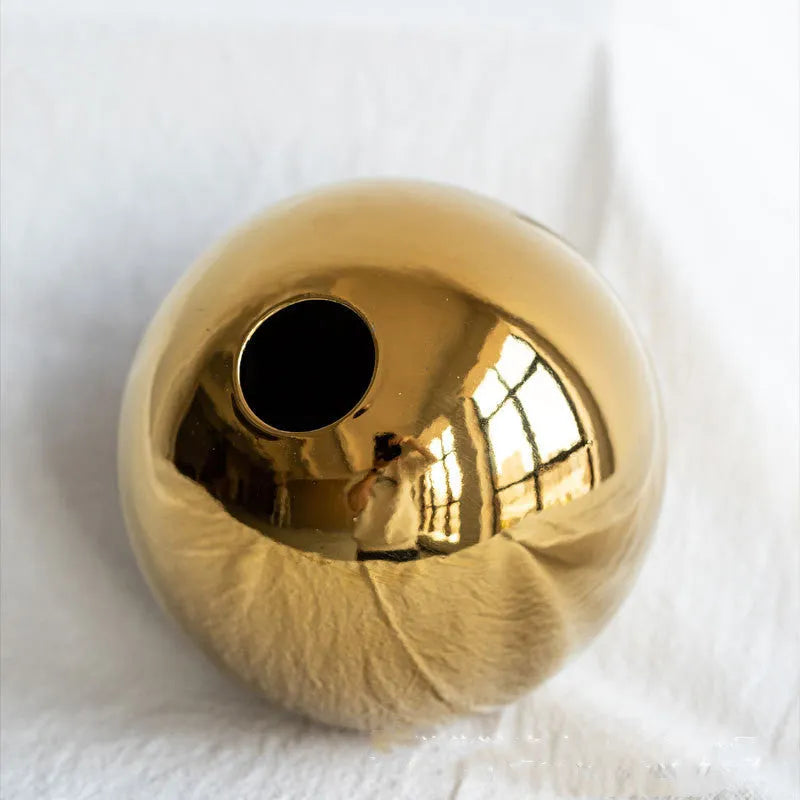 Spherical gold electroplated ceramic vase for home decoration