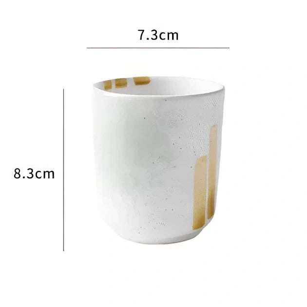 Japanese ceramic tea cup with kiln-fired pigmented glaze and external thread design
