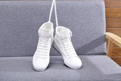 Classic white and black shoes available in sizes 35 to 43, lightweight and versatile for everyday wear