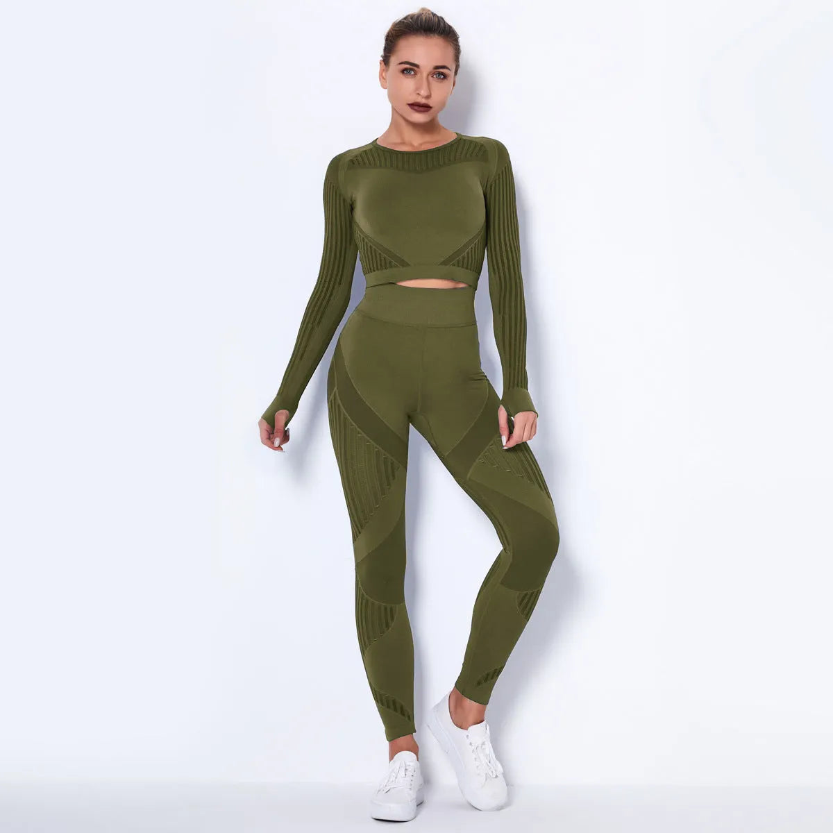 Seamless knitted yoga wearsuit for women in long-sleeved design with stripe pattern