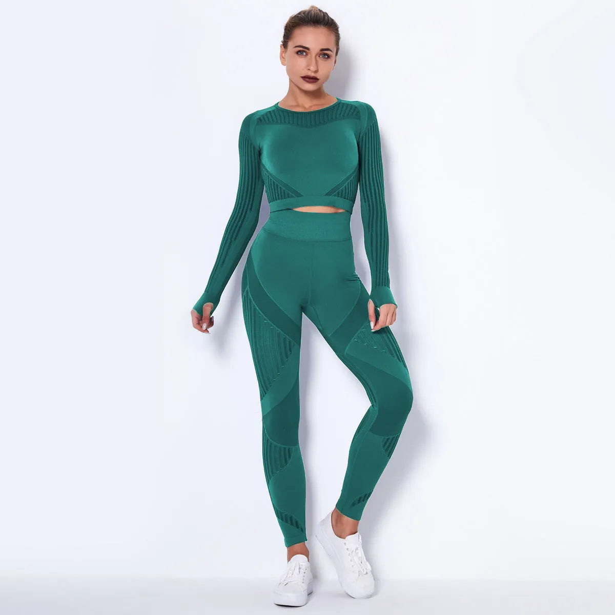 Seamless knitted yoga wearsuit for women in long-sleeved design with stripe pattern