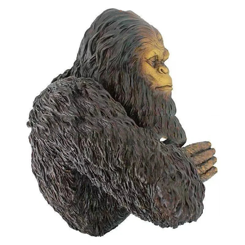 Creative Bigfoot 3D Resin Tree Decoration in brown, perfect for gardens and shelves