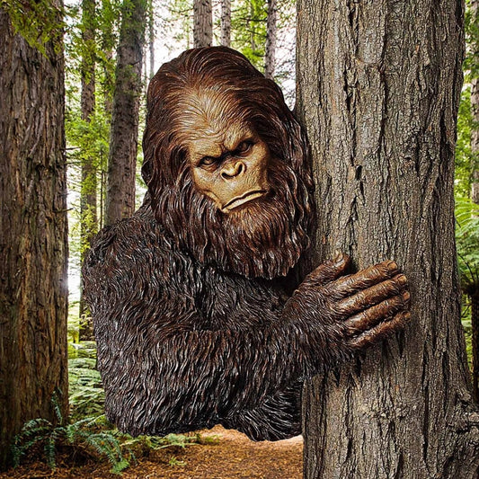 Creative Bigfoot 3D Resin Tree Decoration in brown, perfect for gardens and shelves