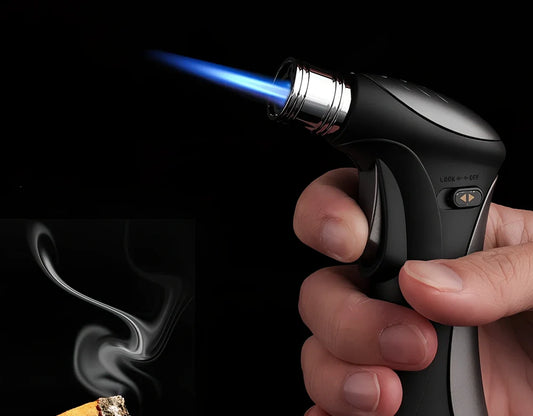 Black windproof torch lighter, 10.5 cm zinc alloy body with adjustable 1000°C flame for windy conditions
