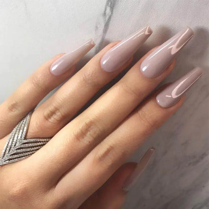 Set of 24 fake nails with nail art tool, showing colours A1 to A46, dimensions 13.5x6.8x1.2 cm
