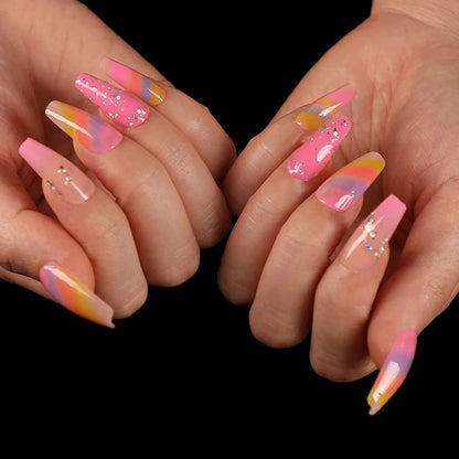 Set of 24 fake nails with nail art tool, showing colours A1 to A46, dimensions 13.5x6.8x1.2 cm