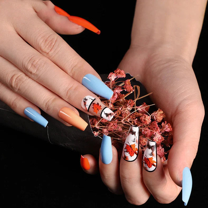 Set of 24 fake nails with nail art tool, showing colours A1 to A46, dimensions 13.5x6.8x1.2 cm