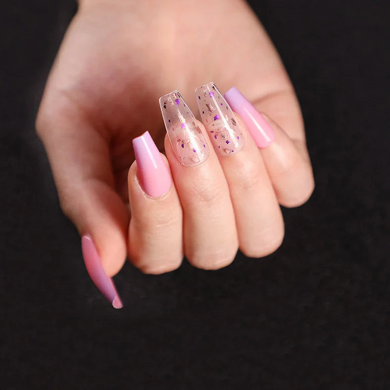Set of 24 fake nails with nail art tool, showing colours A1 to A46, dimensions 13.5x6.8x1.2 cm