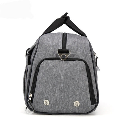 Durable sports gym bag with shoe compartment and wet-dry separation layer for organised storage