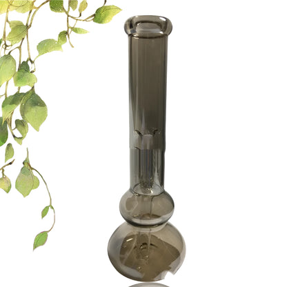 Pure colour geometrical glass vase with a stable base for tabletop sitting.