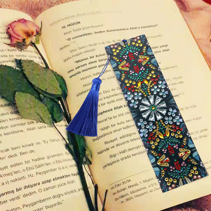 Leather bookmark with special-shaped diamond mandala flower embroidery craft painting