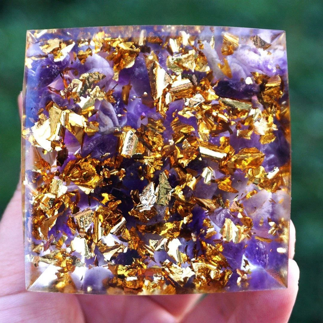 Premium Reiki Healing Crystal Pyramid - Handcrafted with Amethyst and Tiger's Eye, Infused with Orgone Technology for Radiation Protection and Chakra Alignment