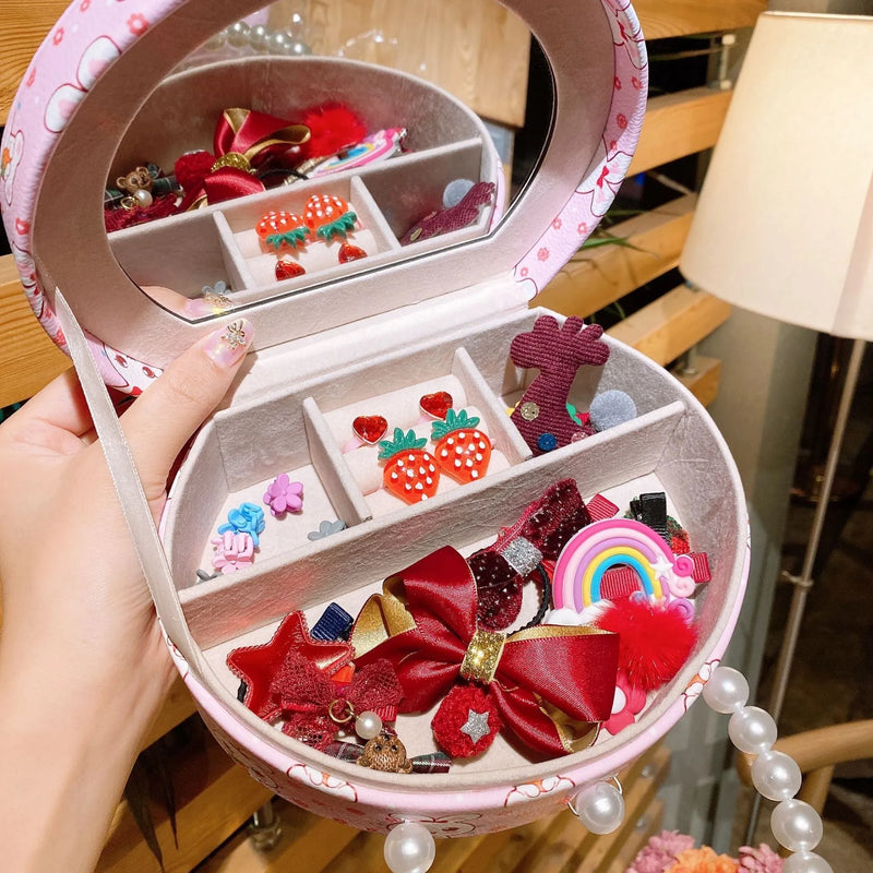 Headdress hair clip princess jewellery set for girls and babies in a gift box featuring cartoon character styling with cloth material available in burgundy, grey, orange, pink, blue, yellow and Korean powder colour options with 26 pieces per box.