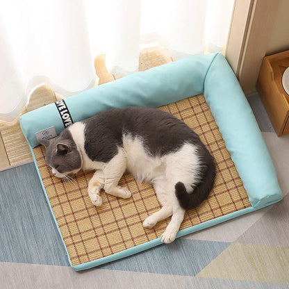 Cooling mats for pets made of breathable bamboo fiber and polypropylene cotton, available in various colors and sizes.