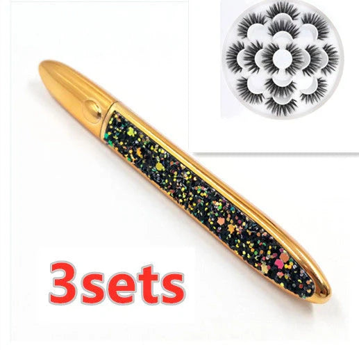 Self-adhesive false eyelashes with multicolour eyeliner for easy application and vibrant looks