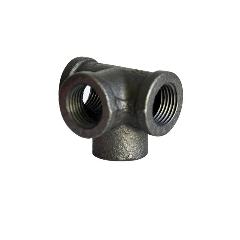 Galvanised steel three-dimensional four-way corner pipe fitting for 15-25mm water pipes