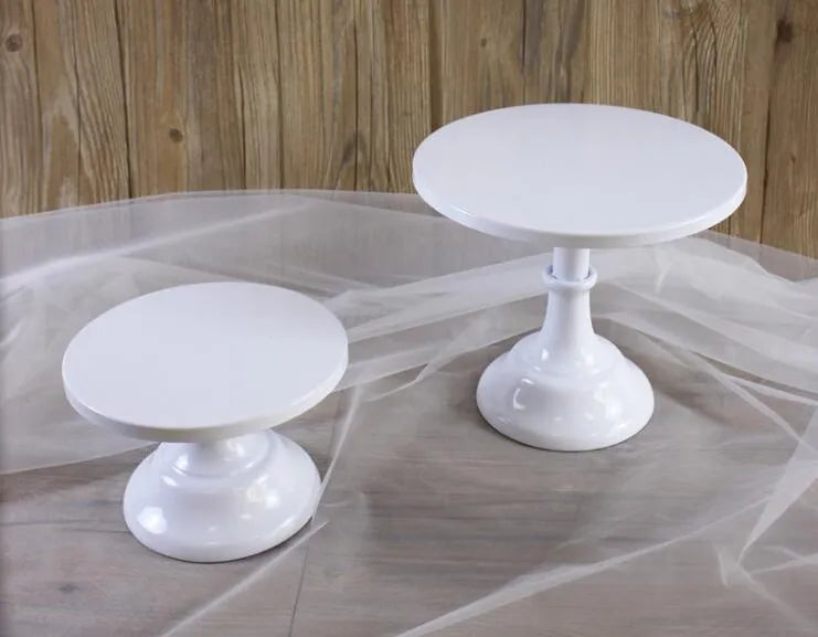 Three-tier circular dessert tray with 25cm sections in black, white, pink, or gold.