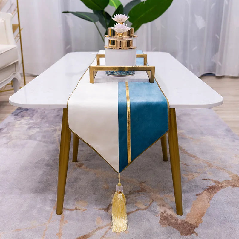 Zuofei modern flannel table runner in simple Nordic design on a coffee table.