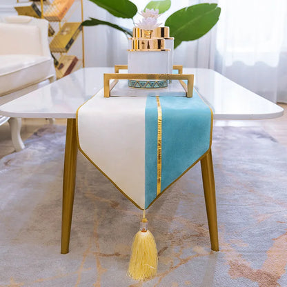 Zuofei modern flannel table runner in simple Nordic design on a coffee table.