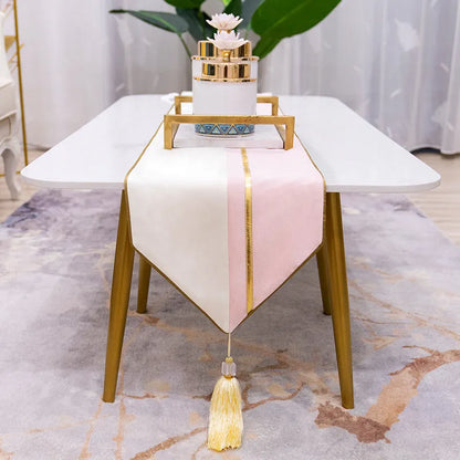 Zuofei modern flannel table runner in simple Nordic design on a coffee table.