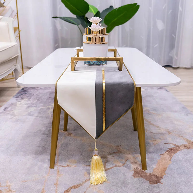 Zuofei modern flannel table runner in simple Nordic design on a coffee table.