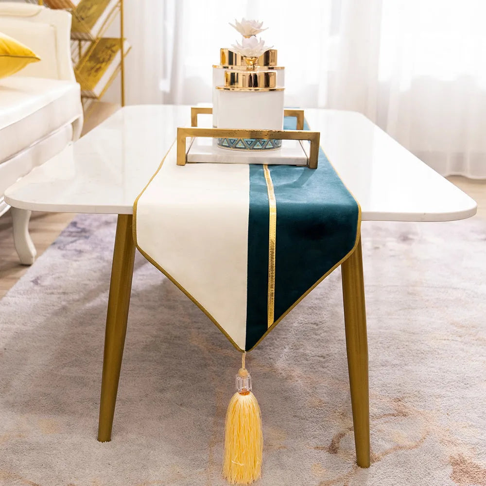 Zuofei modern flannel table runner in simple Nordic design on a coffee table.
