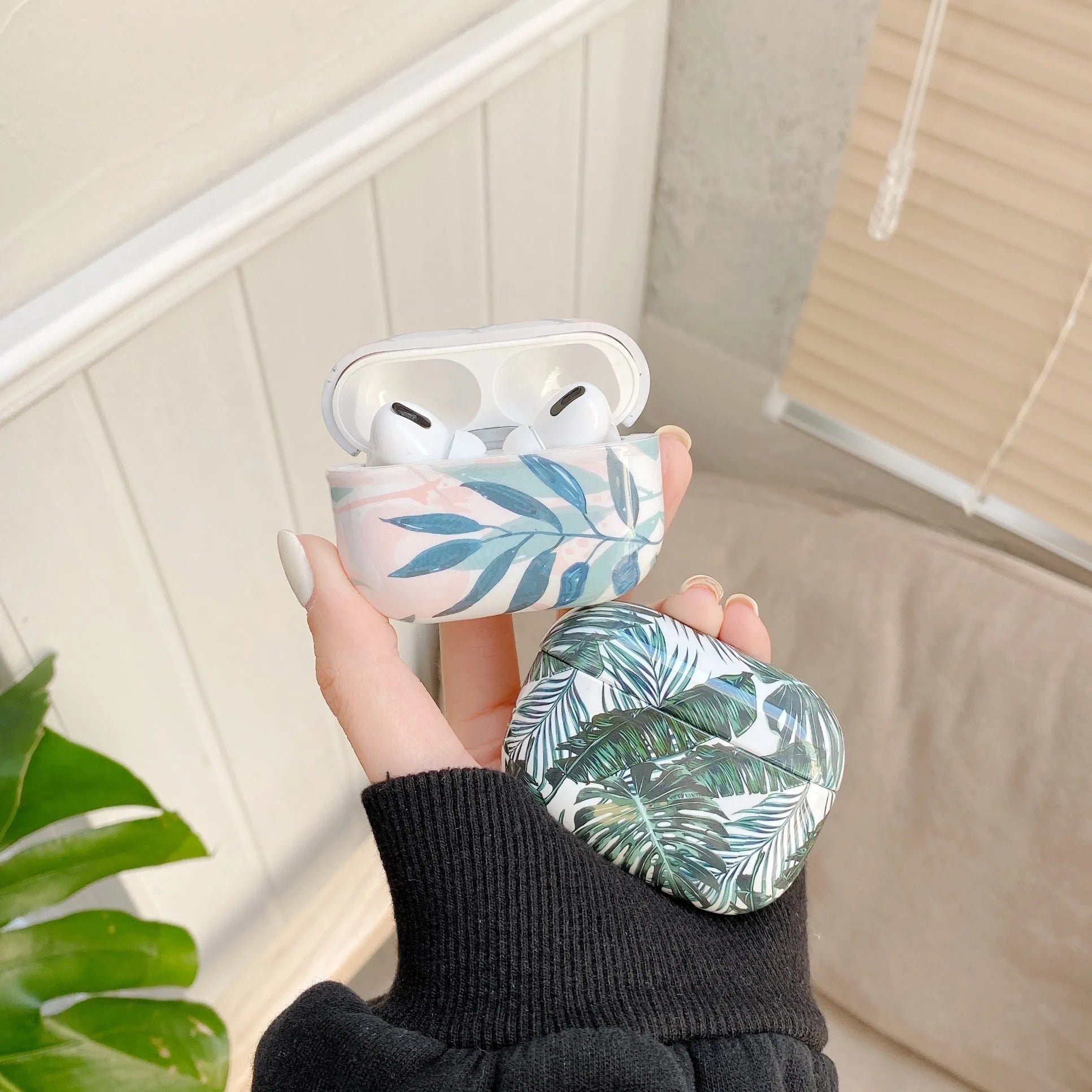 Banana leaves design AirPods case in blue and green colours for AirPods 1/2 generation and Pro models