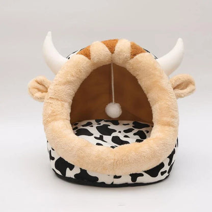 Cosy pet bed made with soft, high-quality fabric in a variety of colours and sizes for cats and small dogs