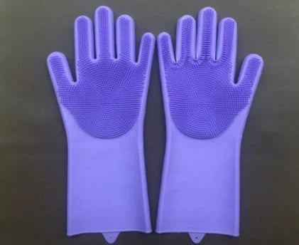 Silicone gloves with heat-resistant and non-slip design for versatile cleaning and cooking tasks