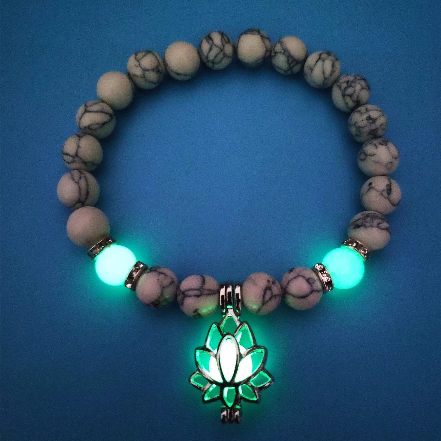 Glow-in-the-Dark Lotus Stone Bracelet with Adjustable Elastic Design for Yoga, Meditation, and Everyday Wear