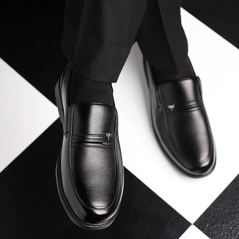 Men's leather business casual shoes with rubber sole in black and brown