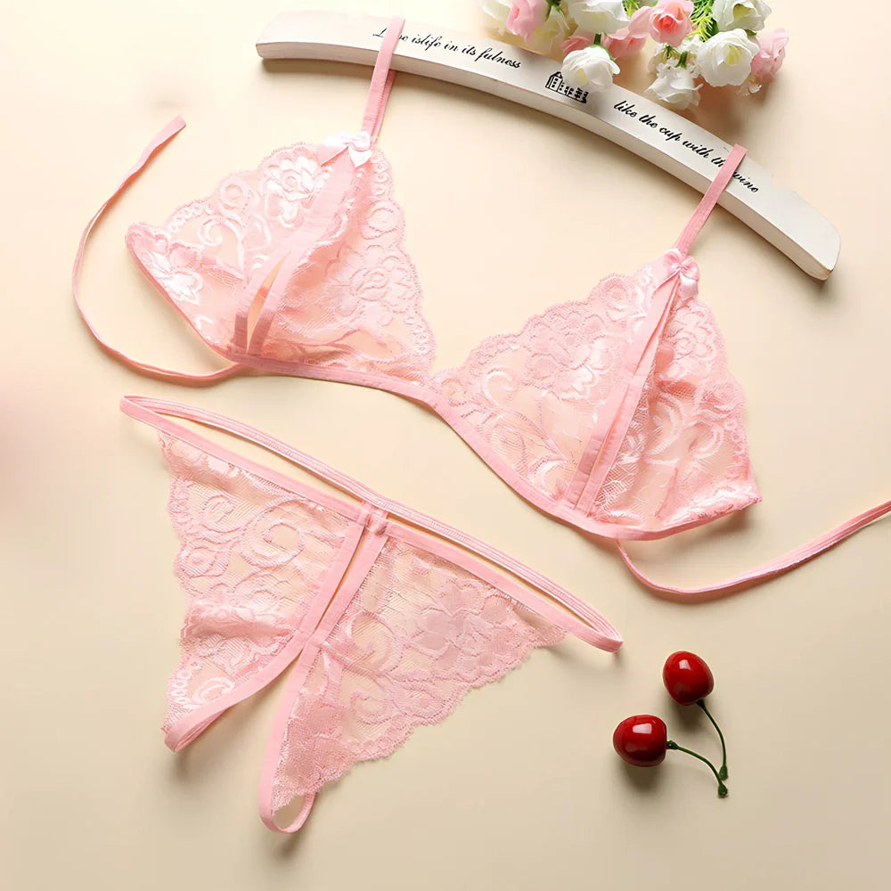 Three-point lingerie set in modal mesh fabric with adjustable straps and seamless edges