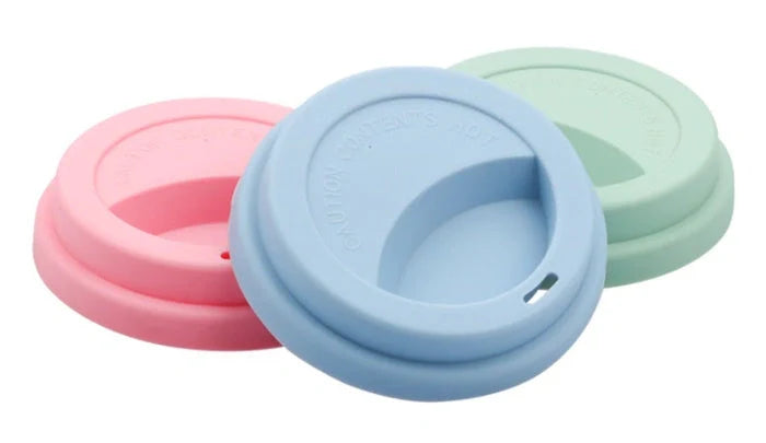 Eco-friendly wheat straw silicone coffee cup with lid in green, pink, and blue