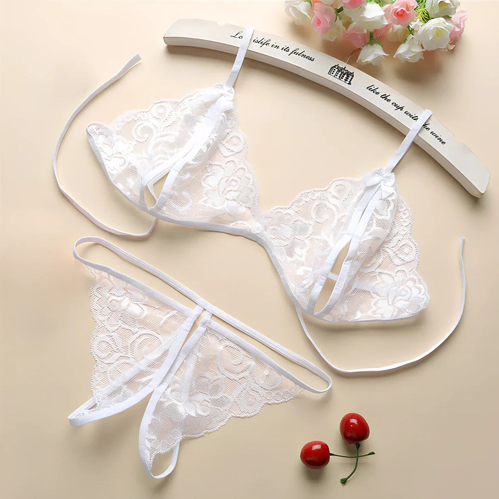 Three-point lingerie set in modal mesh fabric with adjustable straps and seamless edges