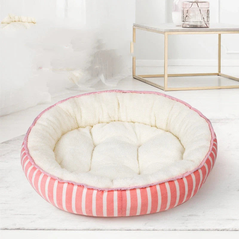 Comfortable and durable dog mattress in three sizes for pets of all breeds
