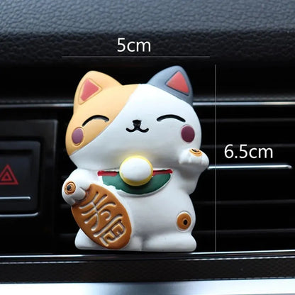 Black and white cat resin car vent aromatherapy clip with essential oil diffuser
