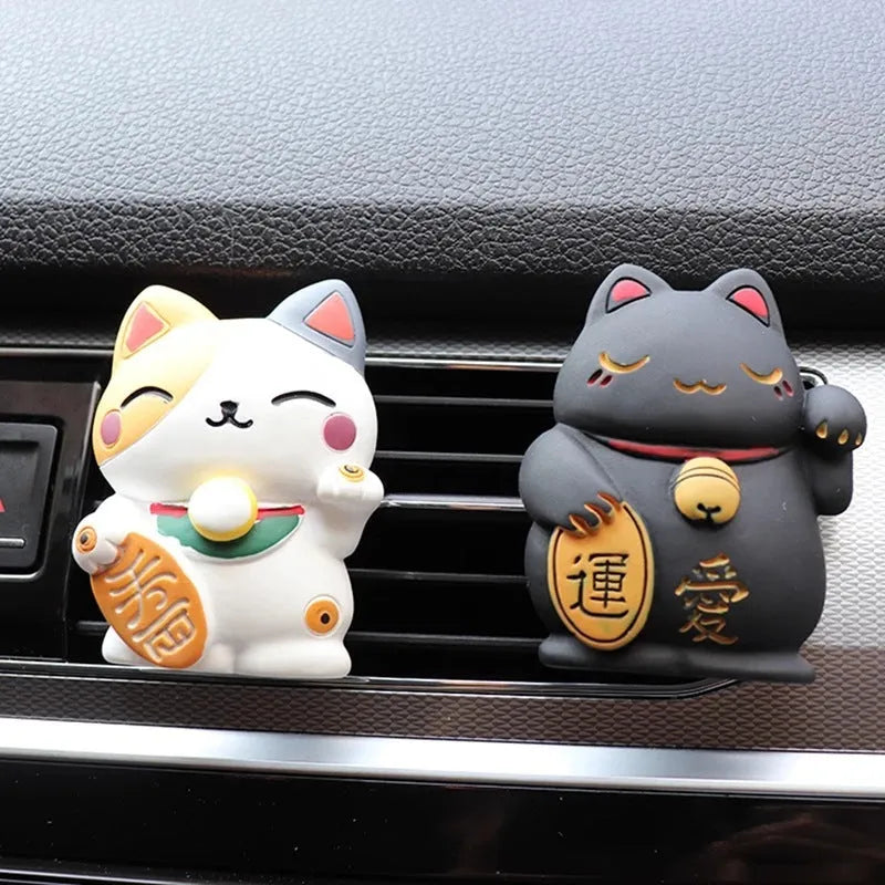 Black and white cat resin car vent aromatherapy clip with essential oil diffuser