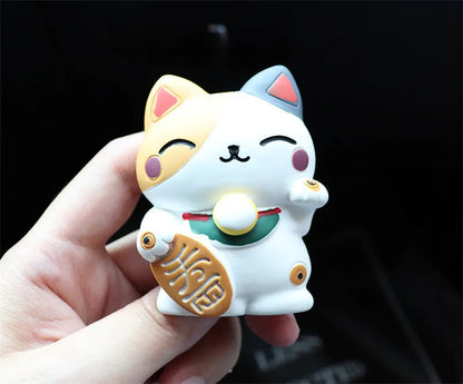 Black and white cat resin car vent aromatherapy clip with essential oil diffuser