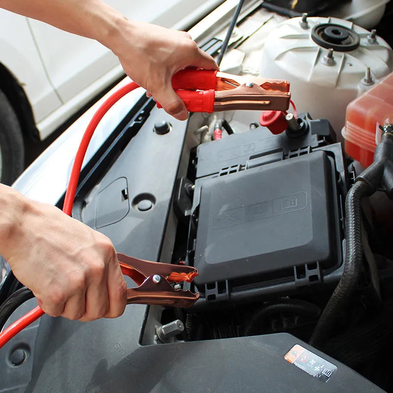 Car battery emergency kit with black and red 500A copper clamps and 2 metre cables