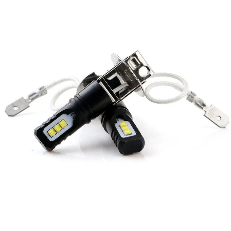 Aluminium alloy car fog lamp bulb for H1 and H3 formats with white 6500K light.