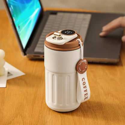 Digital thermal insulated bottle with temperature display and handle, stainless steel construction, 450ml capacity