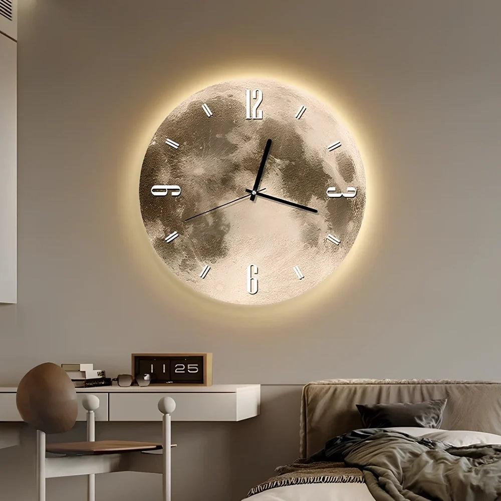Wall clock in 40cm diameter with LED ambient light and 2m USB cable, plastic shell for living room display