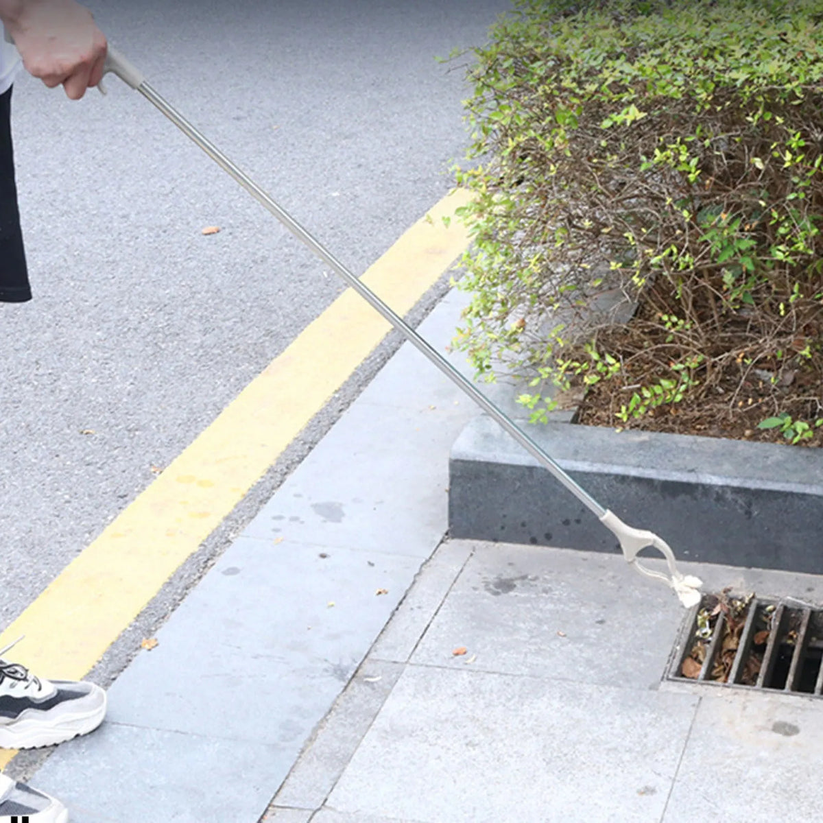 40cm Stainless Steel Sanitation Picker Pliers - One-Handed Operation ...
