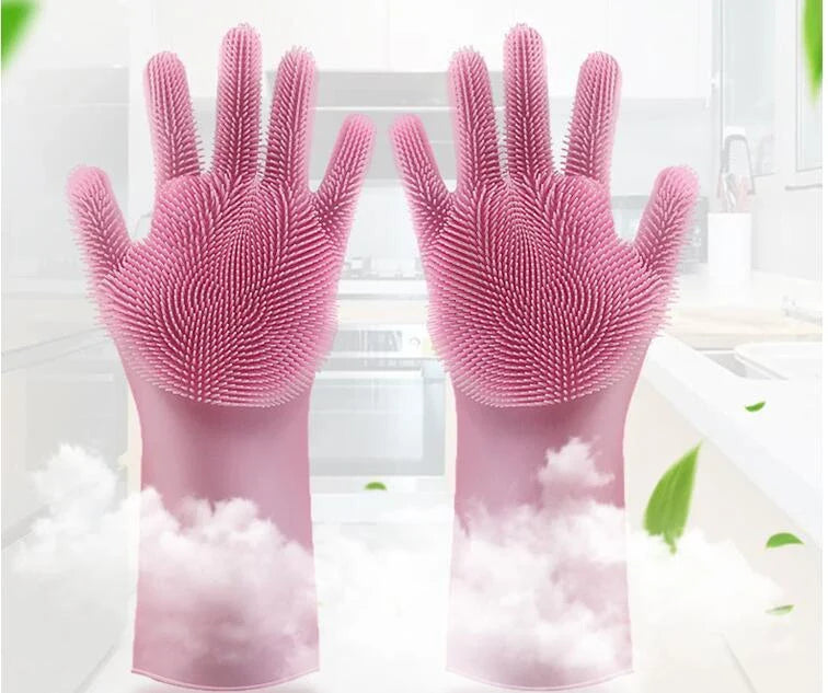 Silicone gloves with heat-resistant and non-slip design for versatile cleaning and cooking tasks