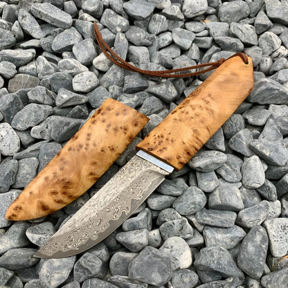 Outdoor Damascus pattern steel short knife with Thuja wood handle measuring 18cm